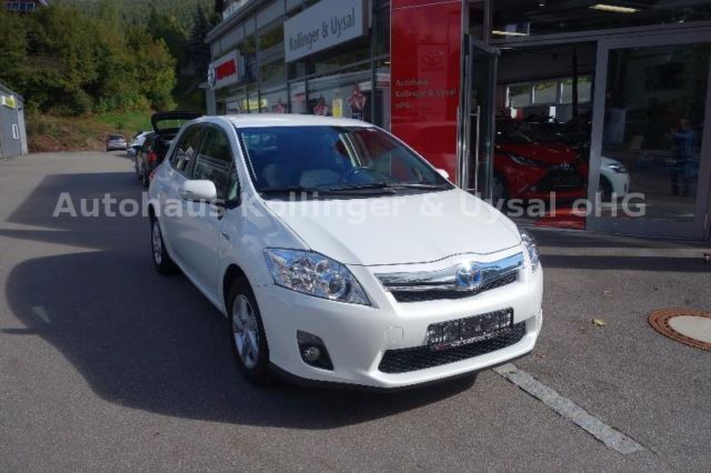 Gebraucht Toyota Auris Life 99 PS (72 kW) 2011 Weiß metallic Limousine