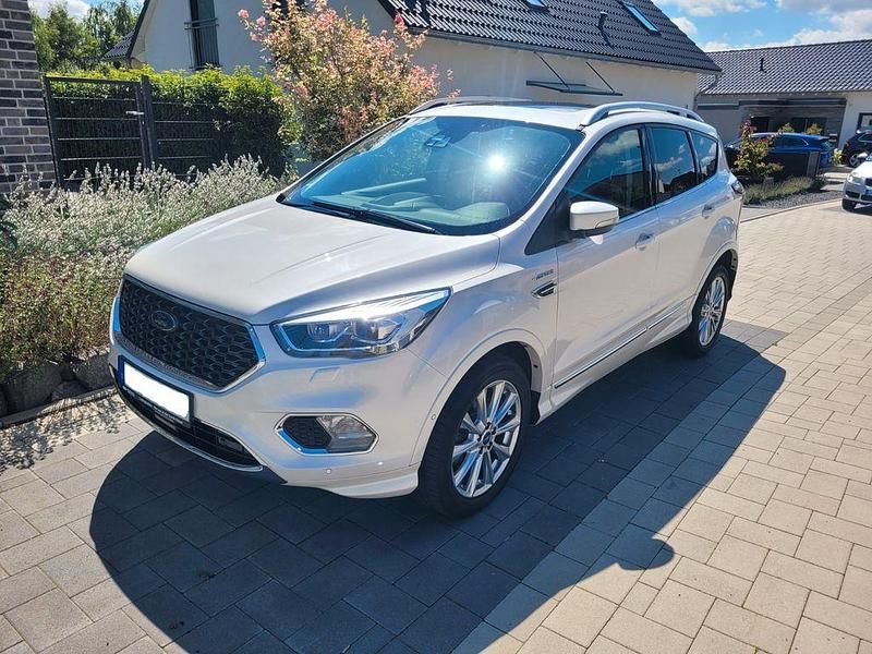 Weiß Gebraucht 2018 Ford Kuga Vignale SUV | 20.990 € (Teuer) - Bild 1/4