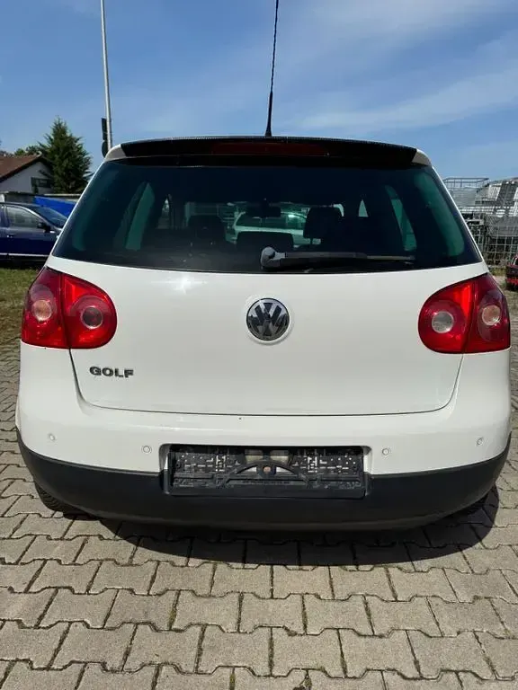 Gebraucht VW Golf VI Trendline 80 PS (58 kW) 2008 Weiß Kleinwagen
