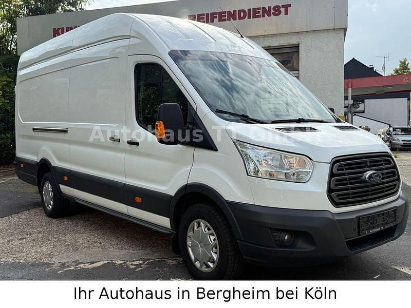 Gebraucht Ford Transit Trend 131 PS (96 kW) 2018 Frozen white Van / Kleinbus