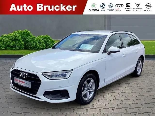 Ibisweiß Gebraucht 2021 Audi A4 Ambiente Kombi | 21.870 € - Bild 1/4