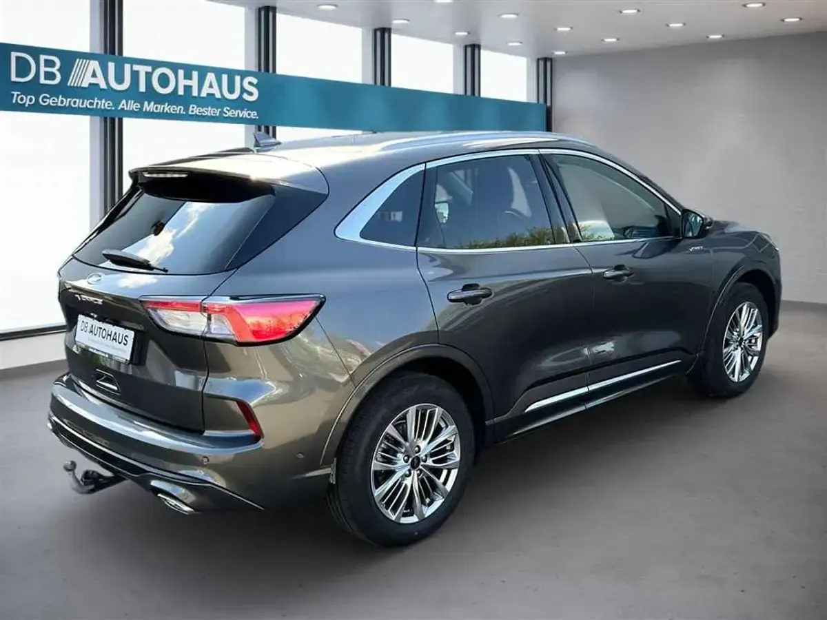 Gebraucht Ford Kuga Vignale 224 PS (164 kW) 2022 Grau SUV