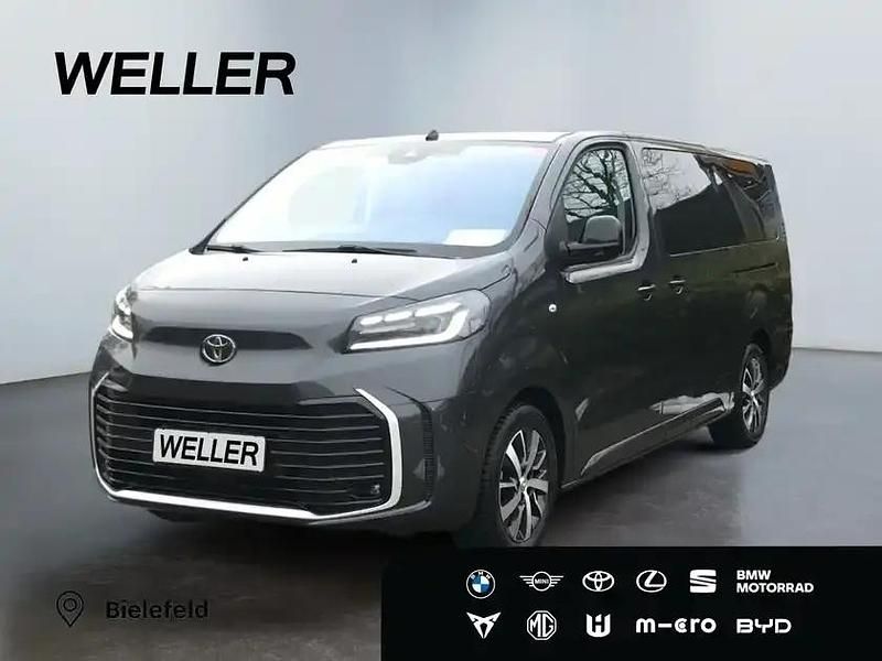 Gebraucht Toyota Proace Team 177 PS (130 kW) 2025 Titanium grey metallic (grau) Van / Kleinbus