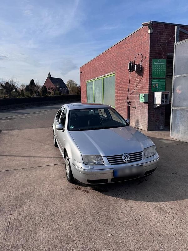 Occasion VW Bora 130 ch (95 kW) 2001 Argent Berline