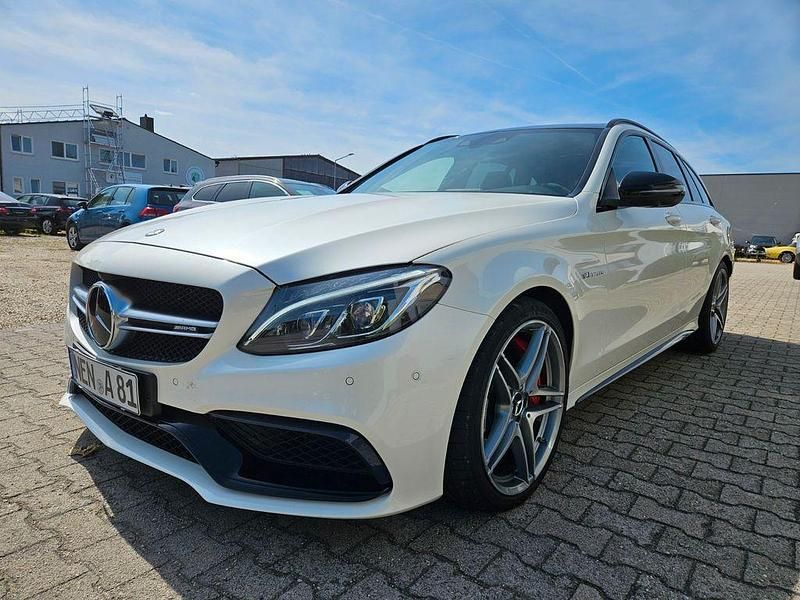 Weiß Gebraucht 2016 Mercedes C63S AMG AMG Limousine | 39.500 € (Superpreis) - Bild 1/4