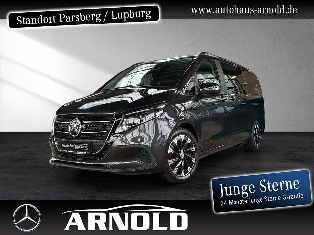 Grau (graphitgrau) Gebraucht 2025 Mercedes V300 Style Van / Kleinbus | 67.590 € (Guter Preis) - Bild 1/4