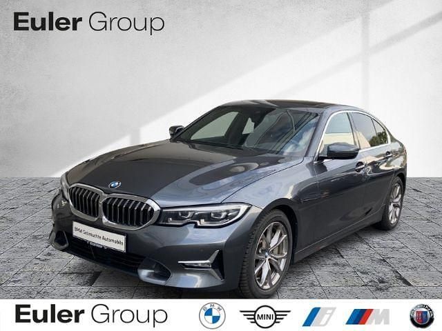 Grau Gebraucht 2020 BMW 330 Performance Limousine | 32.988 € (Fairer Preis) - Bild 1/4
