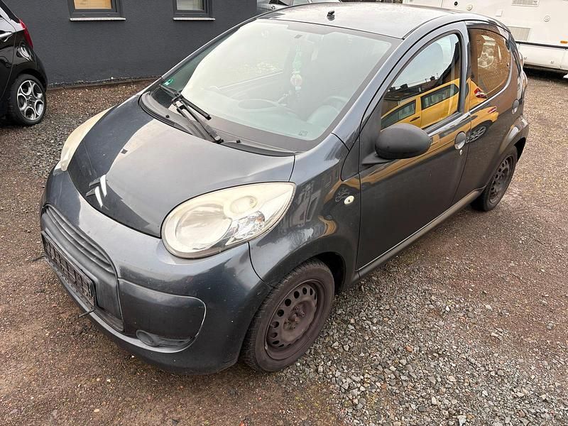 Grau Gebraucht 2009 Citroën C1 Kleinwagen | 650 € (Guter Preis) - Bild 1/4