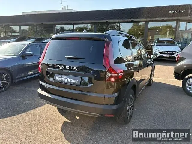 Gebraucht Dacia Jogger Expression 141 PS (103 kW) 2025 Schwarz Van / Kleinbus