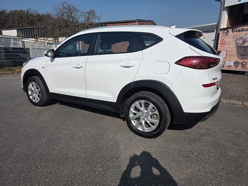 Gebraucht Hyundai Tucson 116 PS (85 kW) 2020 Weiß SUV