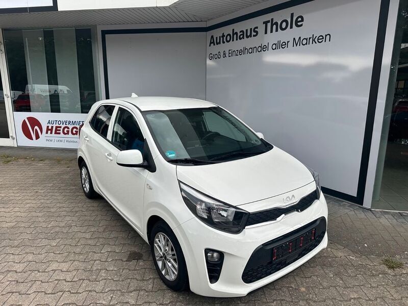 Weiß Gebraucht 2023 Kia Picanto Vision Kleinwagen | 12.450 € (Guter Preis) - Bild 1/4