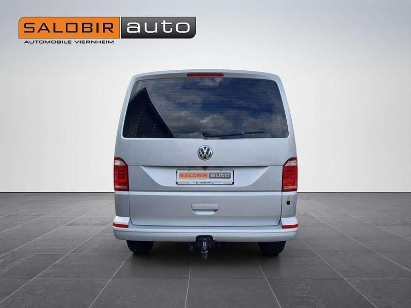 Gebraucht VW Transporter 204 PS (150 kW) 2018 Reflexsilber metallic Van