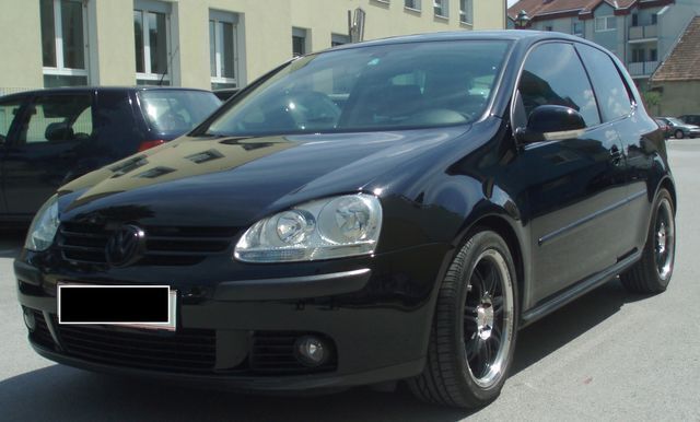 Gebraucht VW Golf V 75 PS (55 kW) 2005 Schwarz Limousine