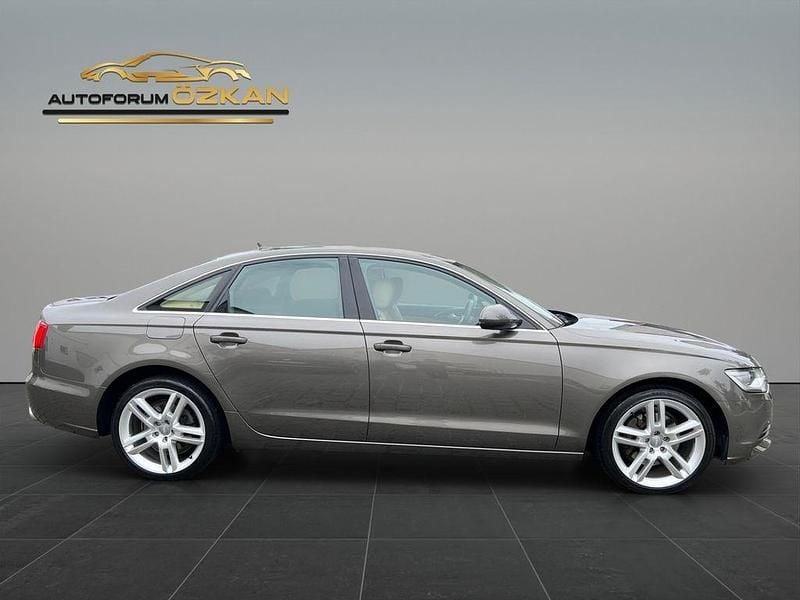 Gebraucht Audi A6 Ambiente 190 PS (139 kW) 2014 Grau Limousine