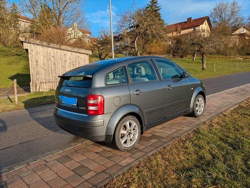 Gebraucht Audi A2 75 PS (55 kW) 2003 Grau Kleinwagen