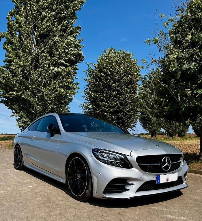 Silber Gebraucht 2021 Mercedes C220 AMG Coupé | 35.900 € (Guter Preis) - Bild 1/4