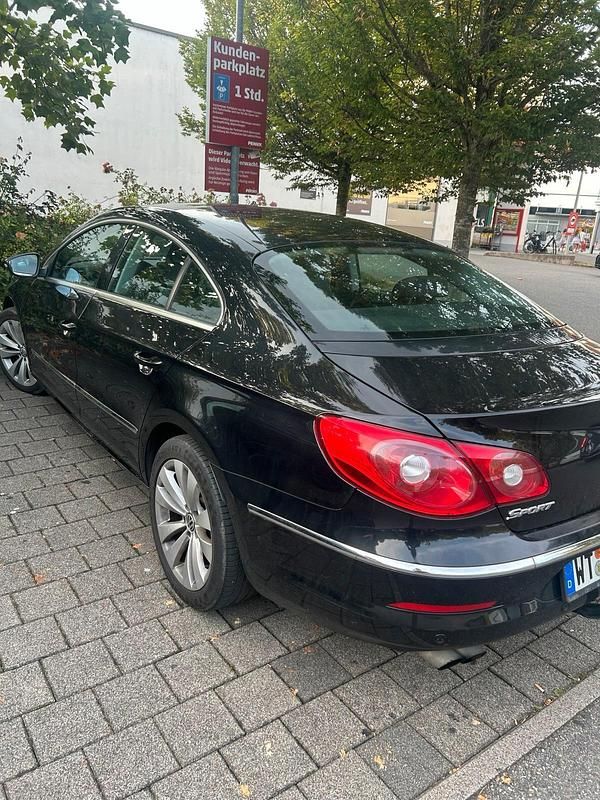 Gebraucht VW Passat 160 PS (117 kW) 2010 Schwarz Limousine
