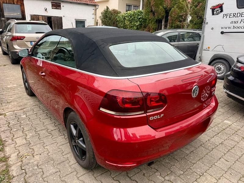 Gebraucht VW Golf Cabriolet Basis 105 PS (77 kW) 2012 Rot Cabrio
