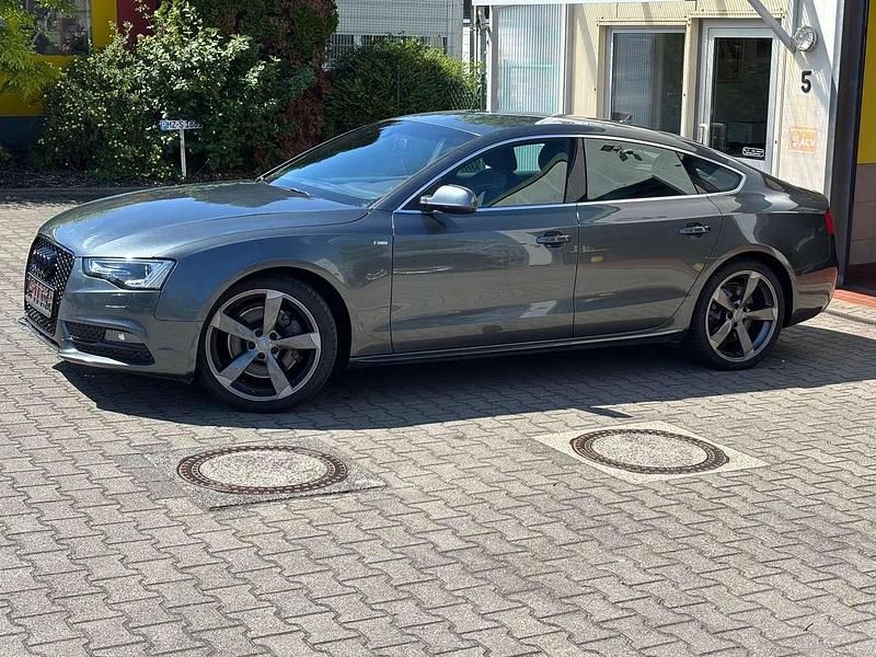 Gebraucht Audi A5 S-Line 211 PS (155 kW) 2012 Daytonagrau perleffekt Coupé