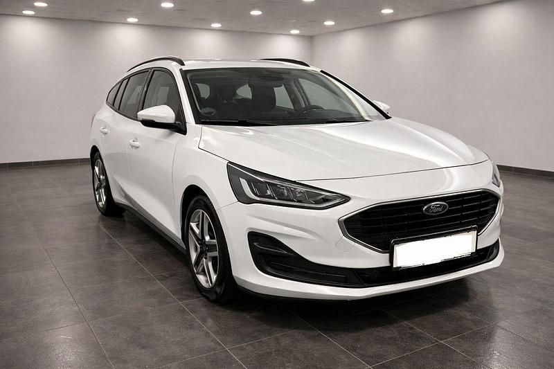 Gebraucht Ford Focus 125 PS (91 kW) 2022 Weiß Kombi