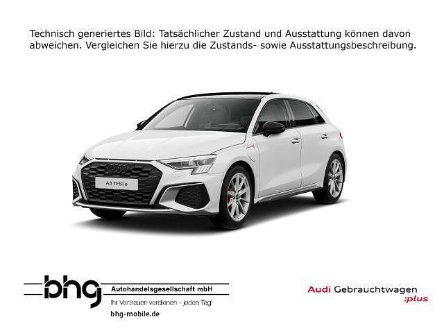 Ibisweiß Gebraucht 2022 Audi A3 Sportback e-tron S-Line Limousine | 32.930 € (Teuer) - Bild 1/4