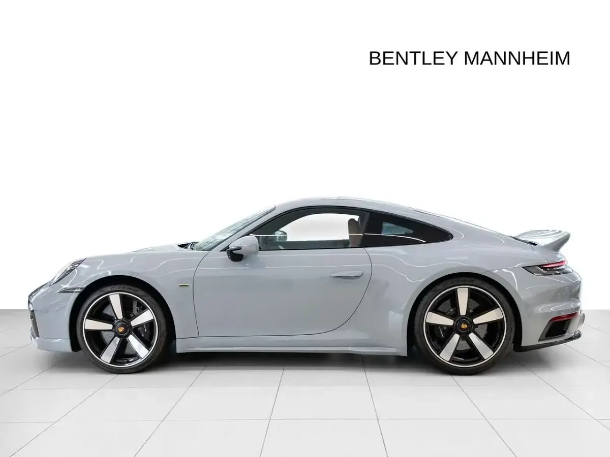 Gebraucht Porsche 992 Sport 551 PS (405 kW) 2023 Sportgraumetallic Coupé
