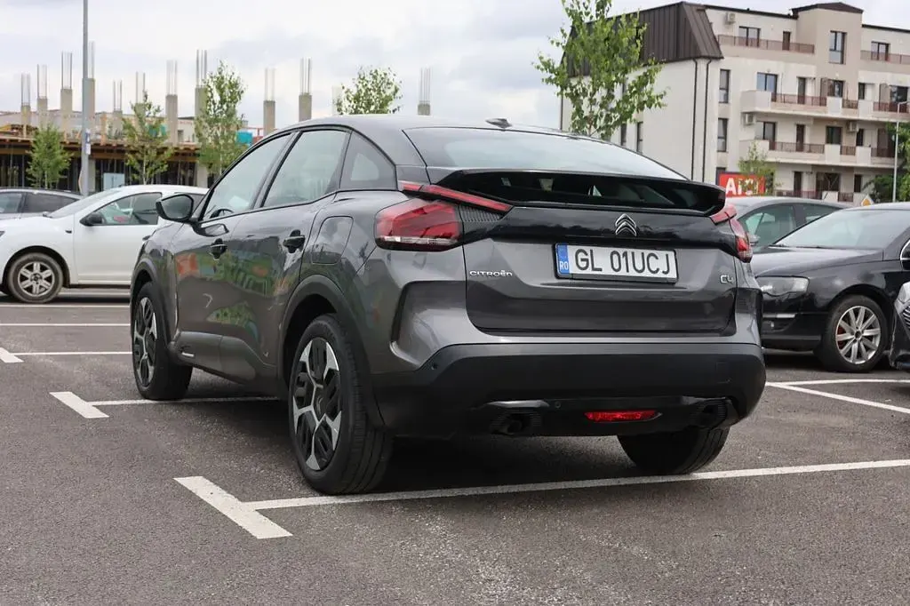 Gebraucht Citroën C4 Feel 131 PS (96 kW) 2022 Grau SUV