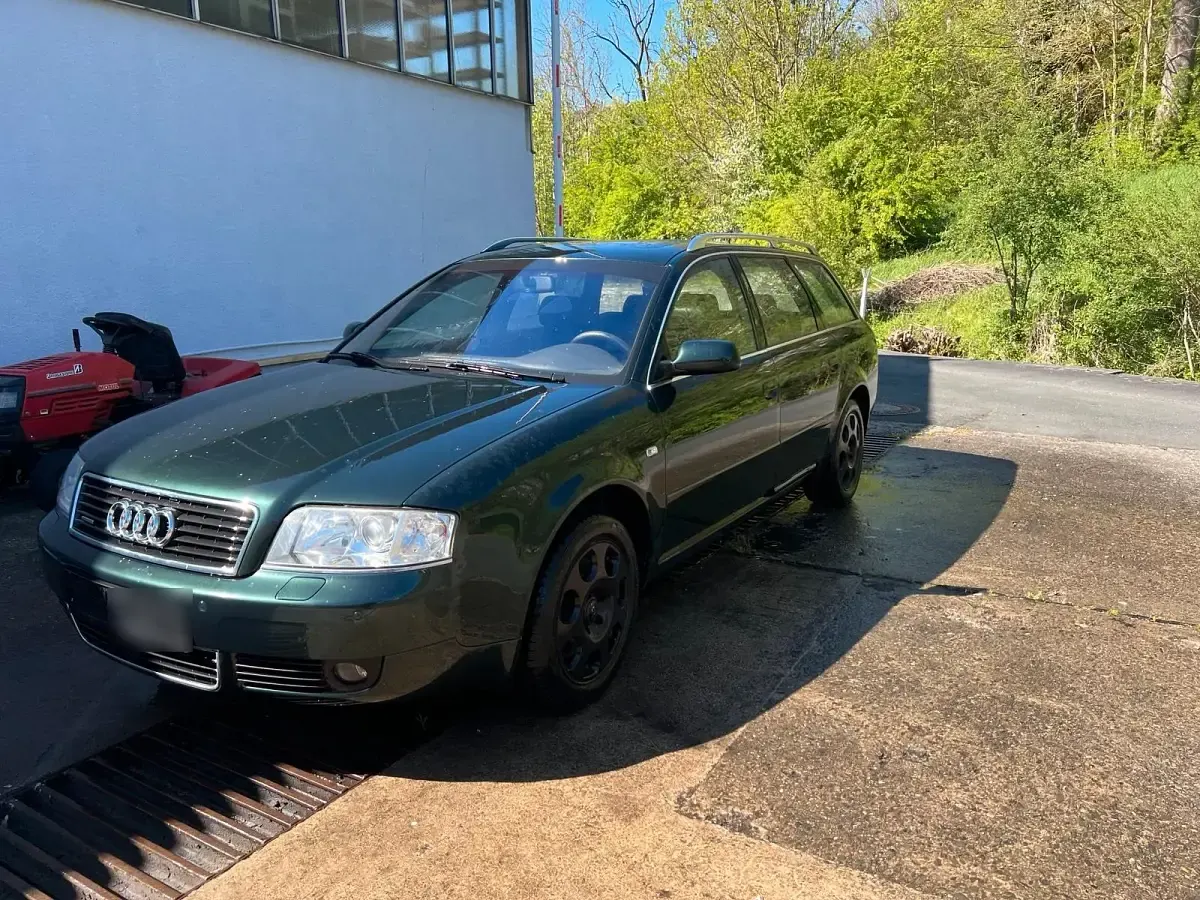 Gebraucht Audi A6 180 PS (132 kW) 2002 Grün Kombi