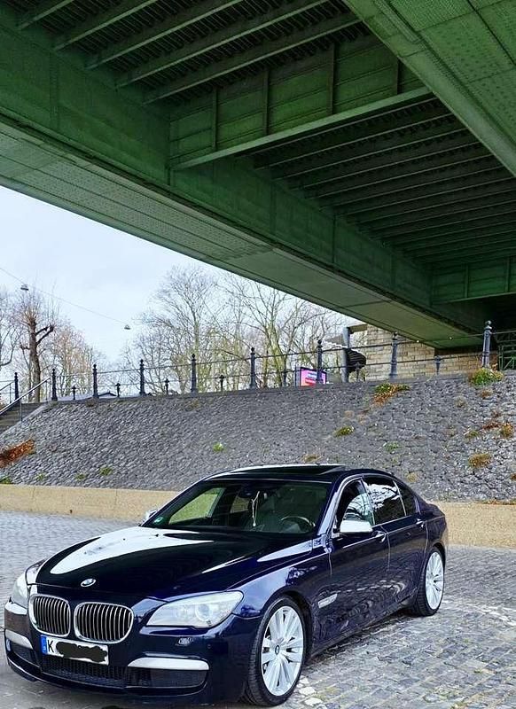 Gebraucht BMW 740 M Sport 306 PS (225 kW) 2011 Limousine