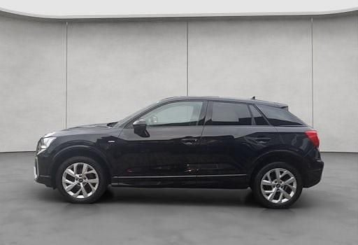 Gebraucht Audi Q2 S-Line 150 PS (110 kW) 2023 Mythos black metallic SUV