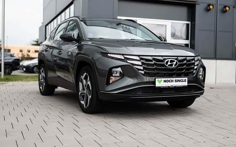 Grau Gebraucht 2023 Hyundai Tucson SUV | 31.690 € (Guter Preis) - Bild 1/4