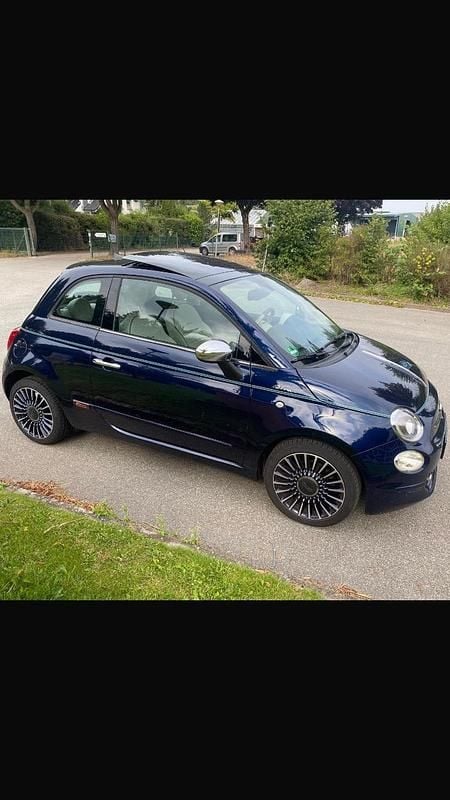 Blau Gebraucht 2017 Fiat 500 Riva Kleinwagen | 13.200 € - Bild 1/4
