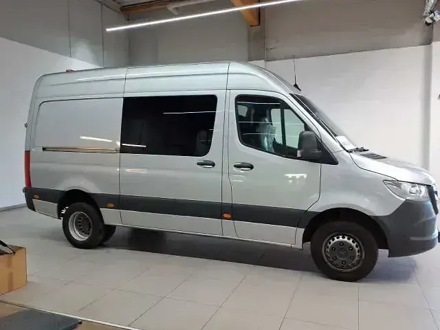 Second-hand Mercedes Sprinter 163 CP (119 kW) 2020 Argintiu Van