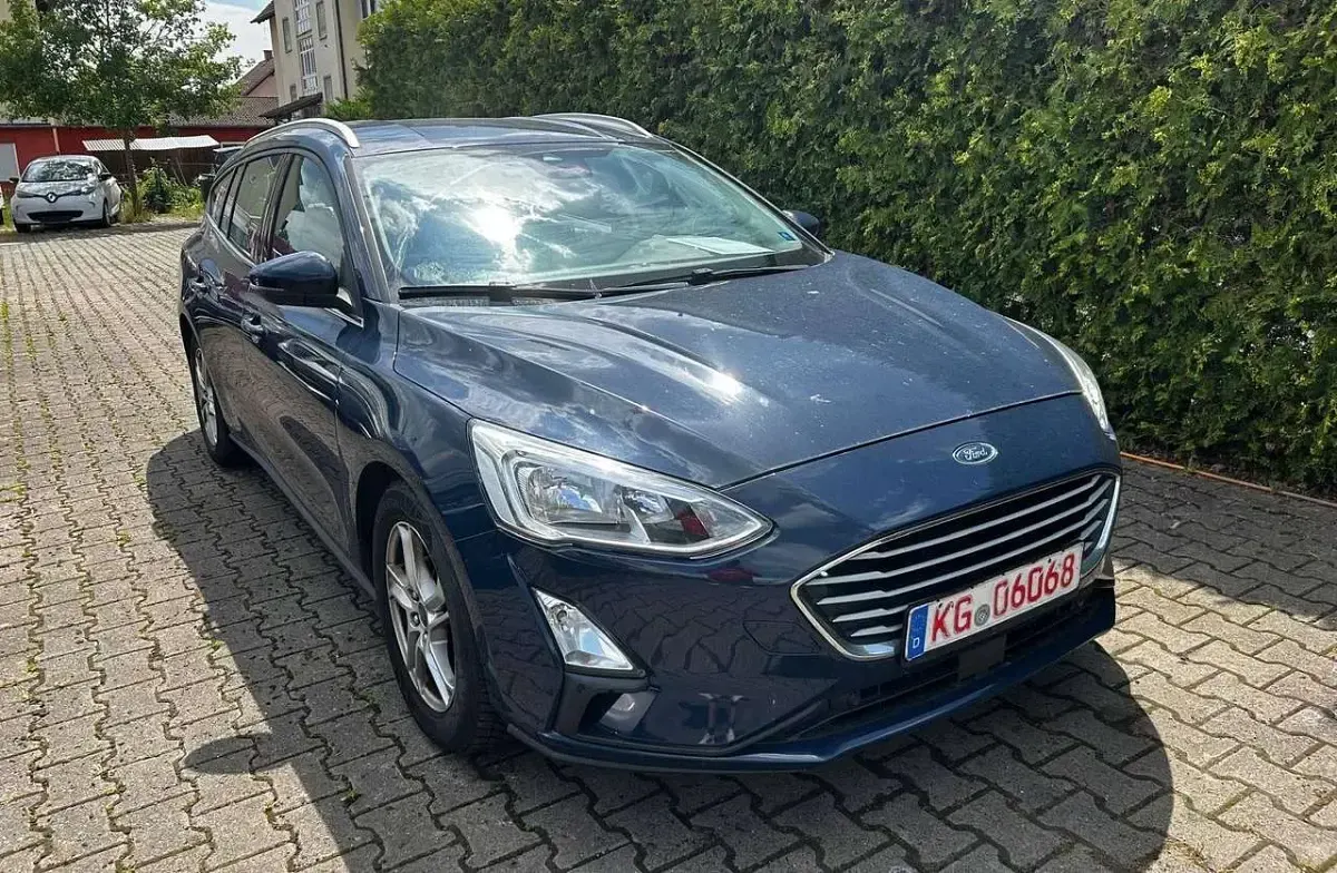 Gebraucht Ford Focus Cool & Connect 120 PS (88 kW) 2019 Blazerblau Kombi