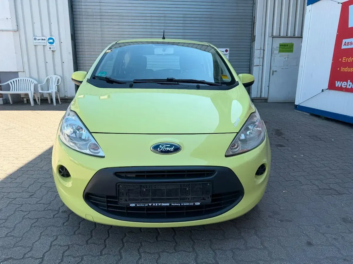 Gebraucht Ford Ka Champions Edition 69 PS (50 kW) 2012 Gelb Kleinwagen