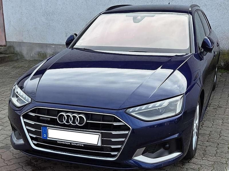 Gebraucht Audi A4 Advanced 204 PS (150 kW) 2021 Blau Kombi