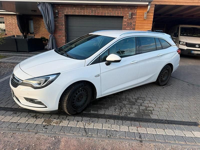Gebraucht Opel Astra 136 PS (100 kW) 2017 Weiß Kombi