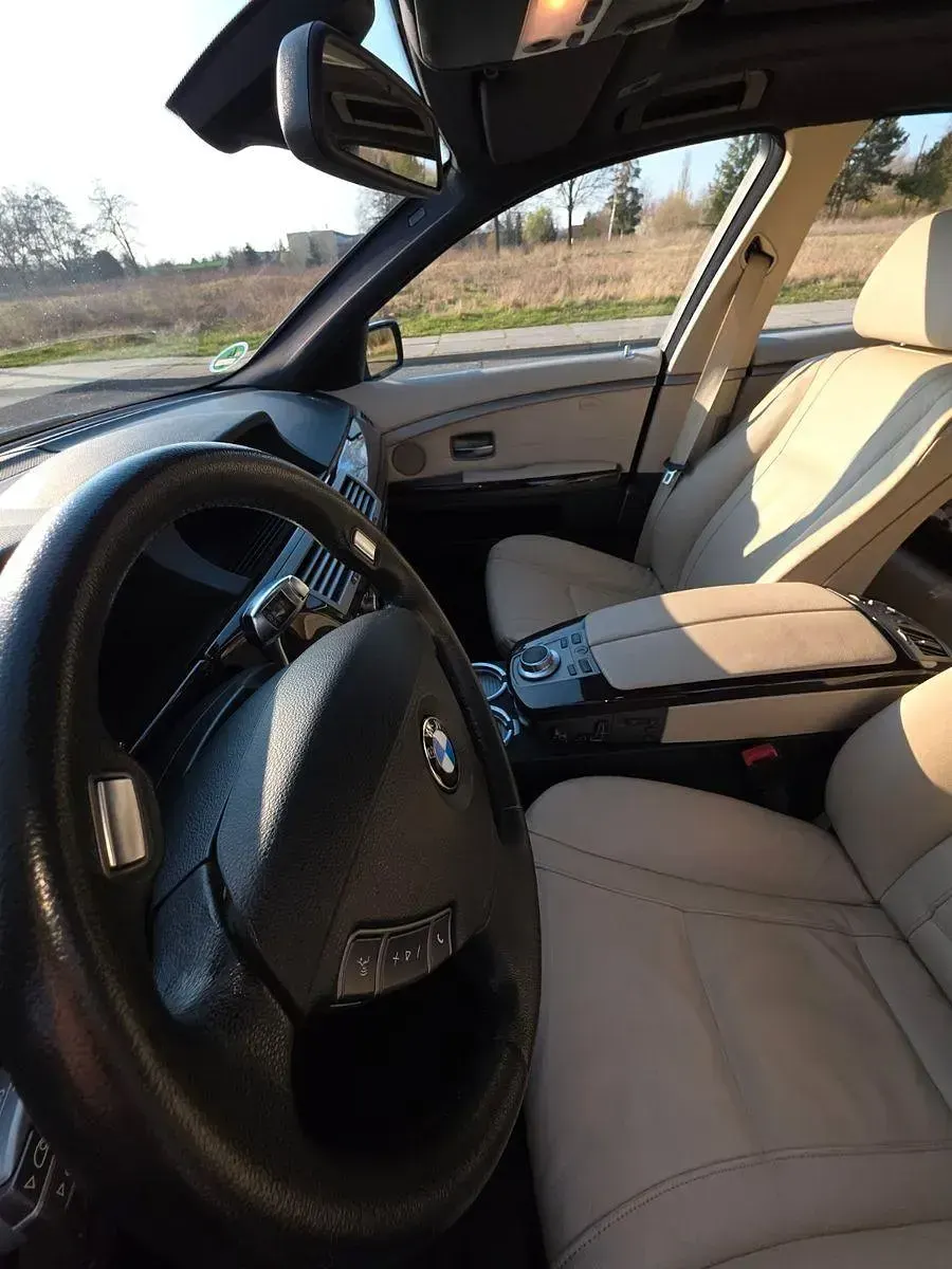 Gebraucht BMW 730 Sport Line 231 PS (169 kW) 2006 Grau Limousine