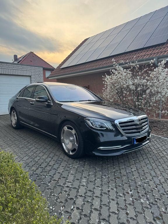 Schwarz Gebraucht 2019 Mercedes S350 Limousine | 38.700 € - Bild 1/4