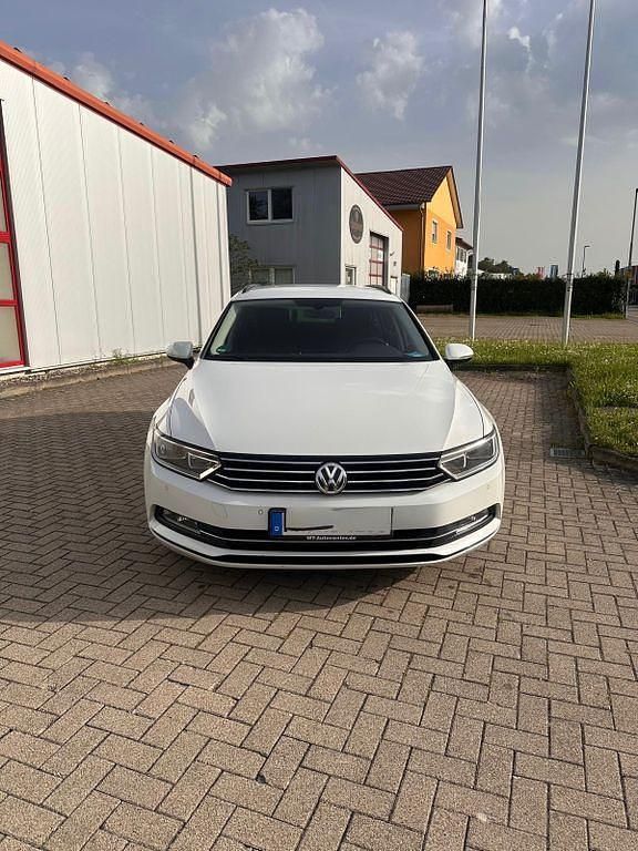 Gebraucht VW Passat 150 PS (110 kW) 2016 Schwarz Kombi