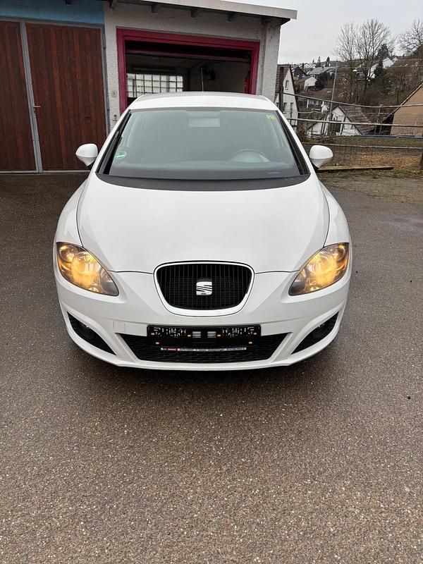 Gebraucht Seat Leon 140 PS (102 kW) 2012 Weiß Kleinwagen