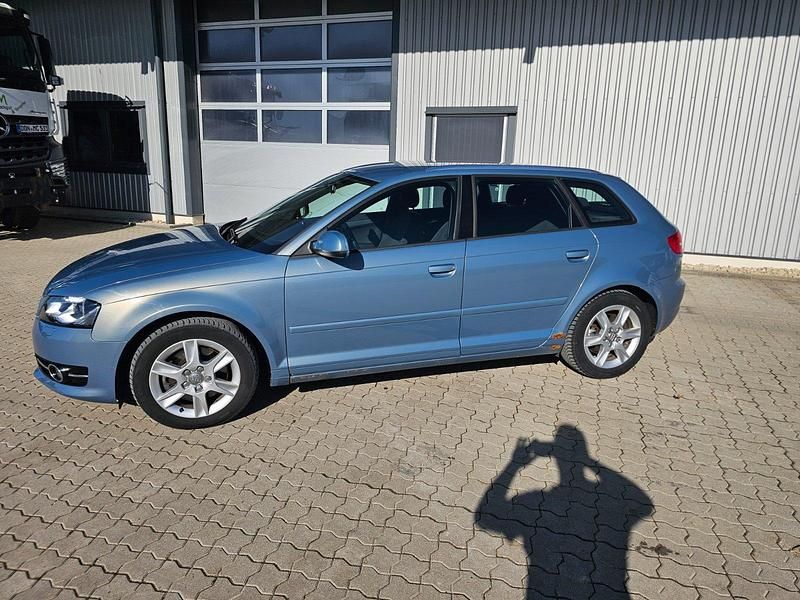 Gebraucht Audi A3 Sportback 185 PS (136 kW) 2010 Blau Kleinwagen