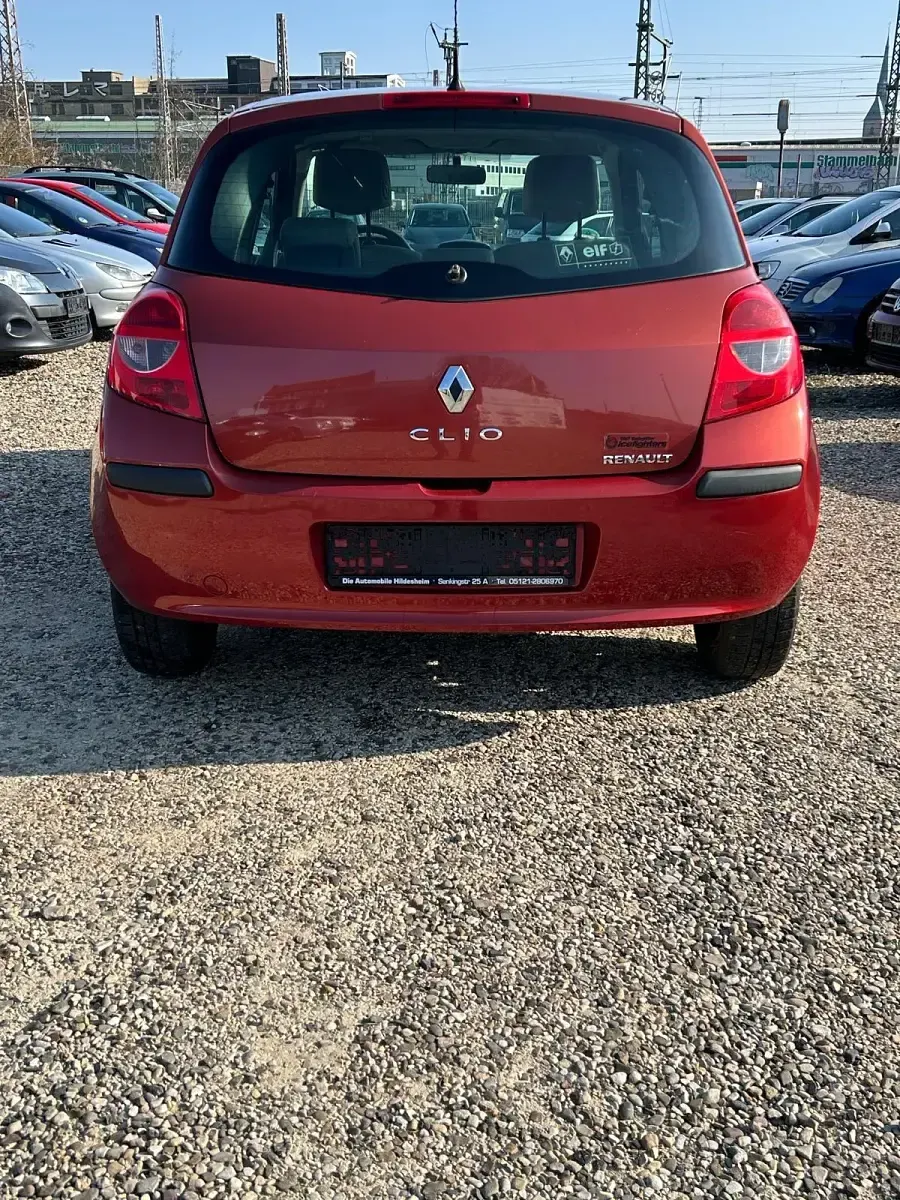 Gebraucht Renault Clio III Expression 75 PS (55 kW) 2006 Rot Limousine