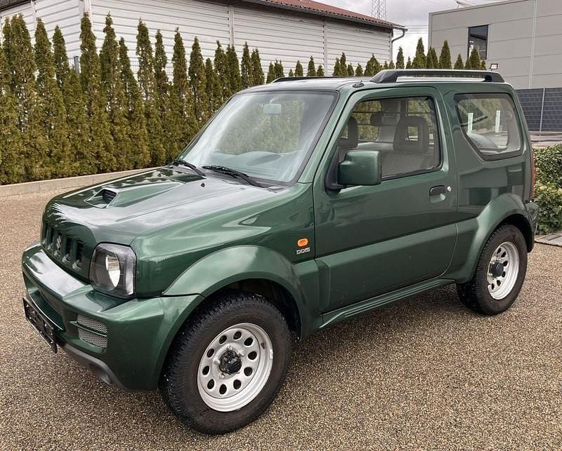 Gebraucht Suzuki Jimny 86 PS (63 kW) 2010 Grün SUV
