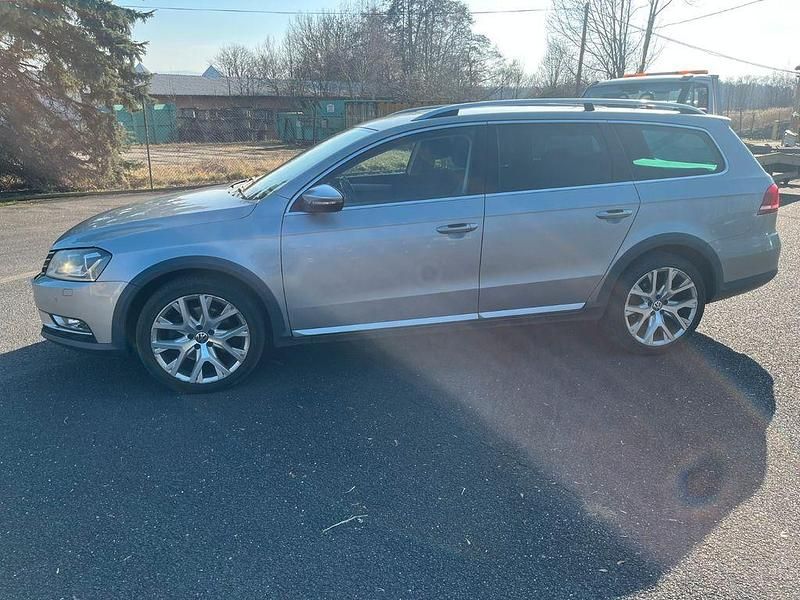 Gebraucht VW Passat Alltrack 140 PS (102 kW) 2012 Silber Kombi