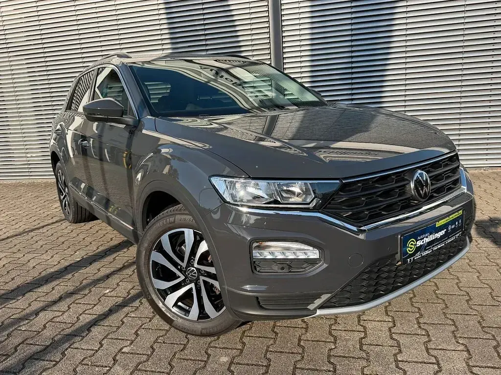 Gebraucht VW T-Roc Active 110 PS (80 kW) 2021 Grau SUV