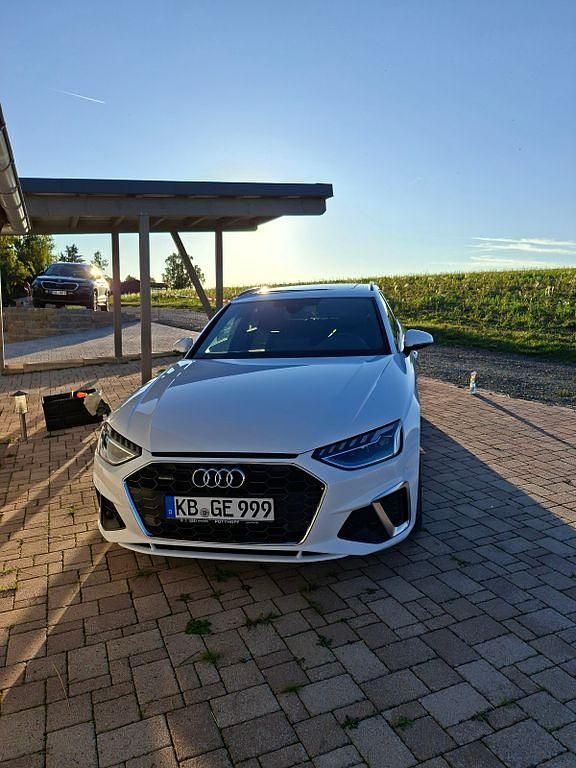 Gebraucht Audi A4 S-Line 204 PS (150 kW) 2023 Weiß Kombi