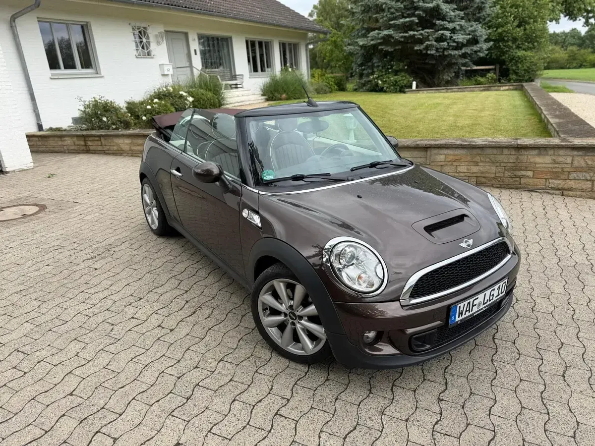 Gebraucht Mini Cooper S Cabriolet 184 PS (135 kW) 2012 Braun Cabrio