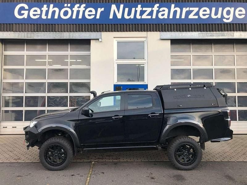 Onyx black Neu 2025 Isuzu D-Max Abholung | 98.163 € - Bild 1/4