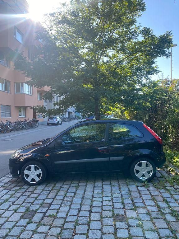 Schwarz Gebraucht 2006 Ford Fiesta Viva Kleinwagen | 1.850 € (Fairer Preis) - Bild 1/4